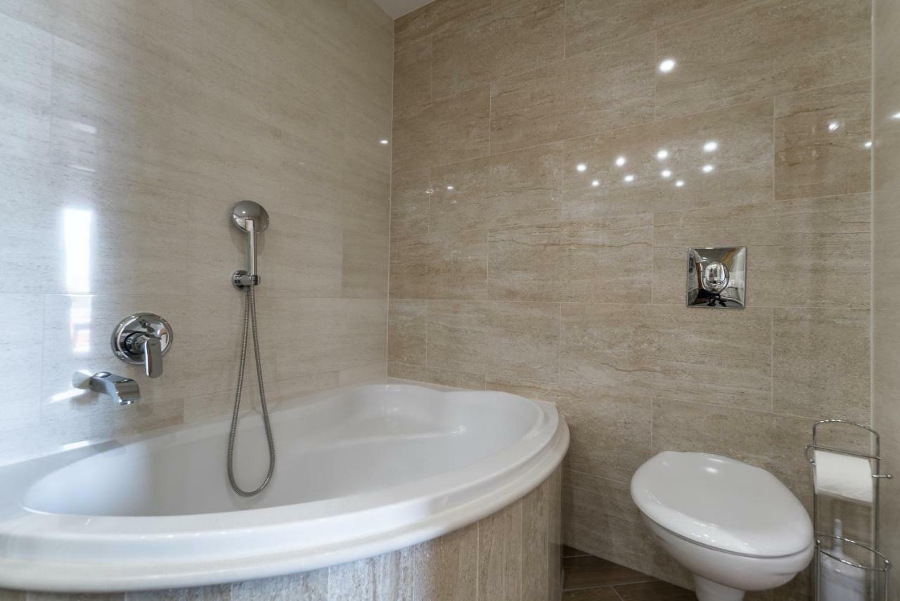 Apartment Ana Makarska Exterior photo